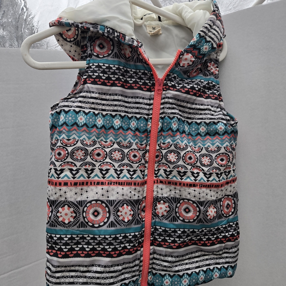 Girls' Patterned Hooded Puffer Vest - Coral, Teal & Black